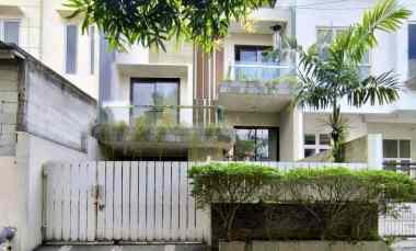 Rumah Dijual di Gading Cipta Residence