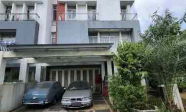Rumah Dijual di Gading Eight Residence, Kelapa Gading Barat, Kec. Kelapa Gading, Jakarta Utara