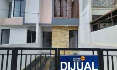 dijual rumah gading griya lestari