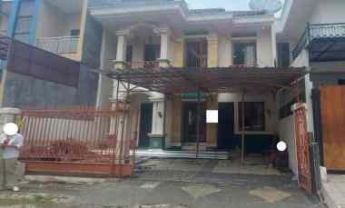 dijual rumah gading griya lestari