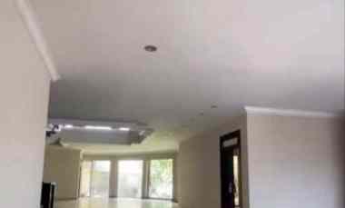 Rumah Araya 1 Galaxy Bumi Permai di Raya Boulevard Strategis