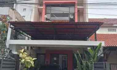 dijual rumah gandaria utara