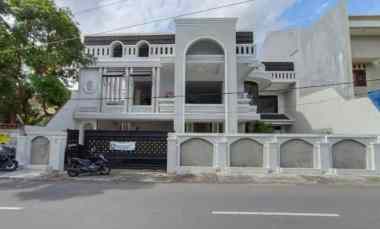 Jual Rumah Style Eropa di Gatot Subroto Dekt Lumintang Bali