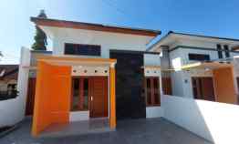 dijual rumah gayamharjo