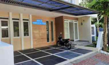 Hanya 1 UNIT Rumah Baru Hook Sejuk Asri dekat ke Kampus UPI Bandung