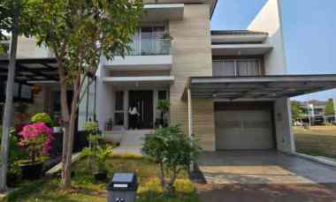 Rumah Dijual di Golf Island PIK