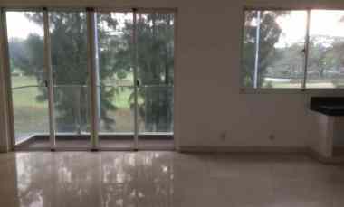 Rumah Golf Residence at Kemayoran 3 Lantai Lantai Marmer GOLF View