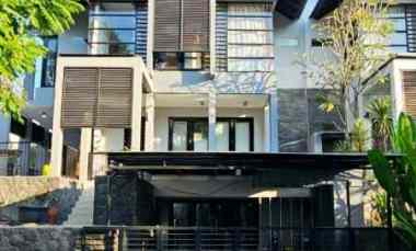 Rumah Dijual di Graha Famili blok YY