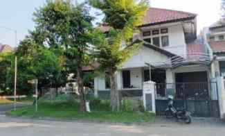 Graha Family, Rumah Hitung Tanah di Kawasan Elit Surabaya Barat