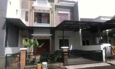 dijual rumah graha kebraon