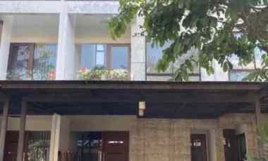 dijual rumah graha natura