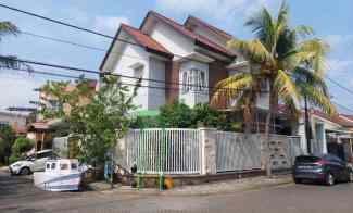 dijual rumah graha pelita asri