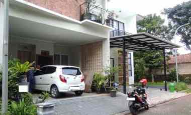 For Sale Rumah Cantik di Perumahan Graha Raya Bintaro Jaya