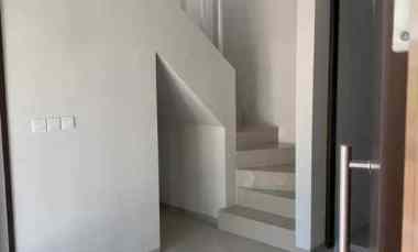 Dijual Rumah Siap Huni Cocok untuk Keluarga Muda - Nego Tipis