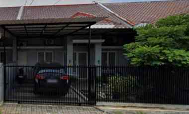 dijual rumah graha santoso