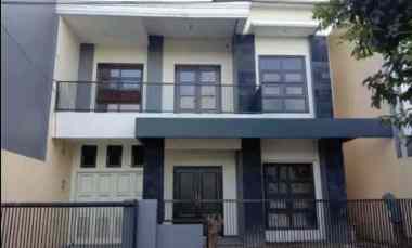 Rumah Surabaya Timur 2 Lantai Minimalis dekat MERR, Rungkut