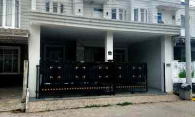 dijual rumah grand depok city