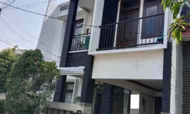 Dijual Rumah Bagus Lokasi Strategis Aman Nyaman di Grand Galaxy City