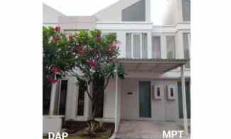 dijual rumah grand pakuwon