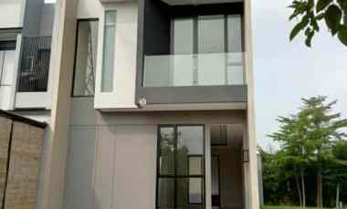Rumah Green Lake Citraland, 2 Lantai, Surabaya Barat, Nego Tipis