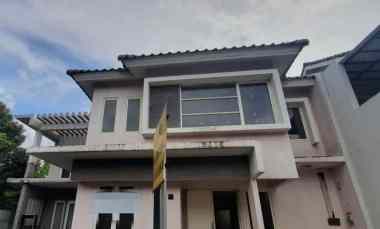 Rumah Hadap Timur Dijual di Cluster Cottonwood Green Park Residence