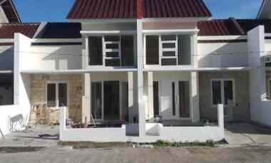 Rumah Surabaya Timur Wonorejo Rungkut Greenlake Natural Living