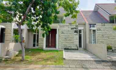 dijual rumah greenlake citraland