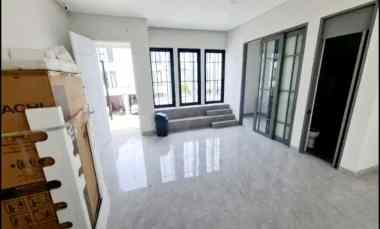 dijual rumah greenwich park cluster aether