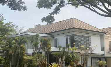 dijual rumah greenwood golf araya