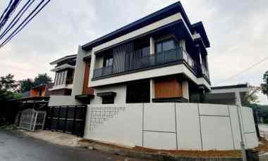 Rumah Dijual di GRIYA LOKA BSD CITY