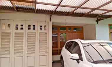 dijual rumah griya loka bsd tangsel