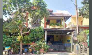 dijual rumah griya shanta