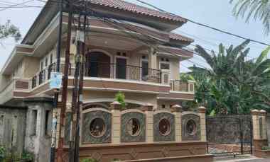 GS60 Rumah 2 Lt Mewah dan Murah Full Renovasi di Pisangan Ciputat