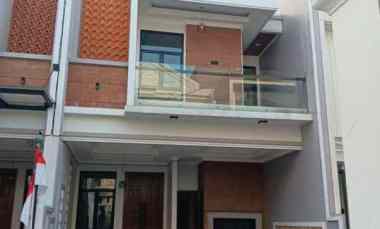 dijual rumah gs17