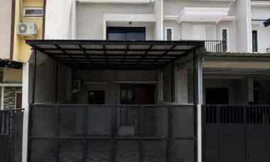 Rumah Modern Semi Furnished Gunung Anyar dekat UPN Rungkut, MERR, OERR
