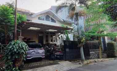 dijual rumah gunung batu