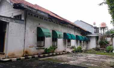 dijual rumah hitung tanah 2975m di menteng jakarta