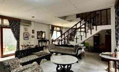 Dijual Rumah Cantik di jl. H. Nawi Gandaria Selatan Jakarta Selatan