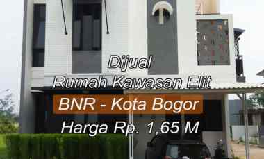 Dijual Rumah Hook Full Furnished SHM Pusat Kota Bogor