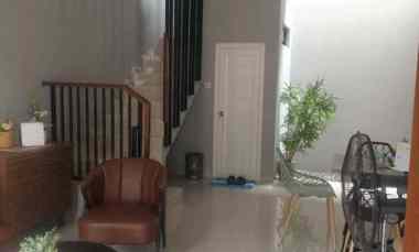 dijual rumah jagakarsa