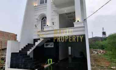 Rumah Mewah di Perumahan Greenleaf dekat Tol Gate Lenteng Agung