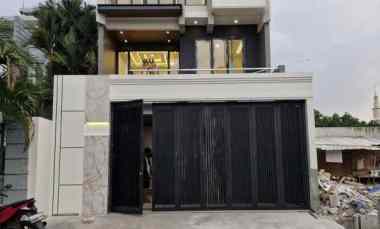dijual rumah jagakarsa