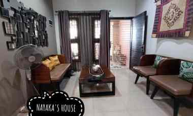 Rumah Jagakarsa Jaksel 2 Lantai Semi Furnished dekat Pintu Tol Andara
