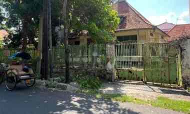 Dijual 529 m2 Rumah Surabaya Pusat di Jalan Jaksa Agung Suprapto - SHM