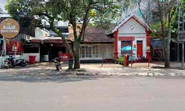 Rumah Hitung Tanah 750 m2 SHM untuk Komersial di jl. Aceh Bandung