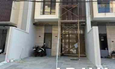 dijual rumah jalan araya 2 galaxy bumi