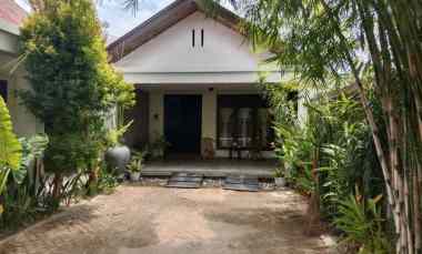 dijual rumah jalan brigjen katamso lrg