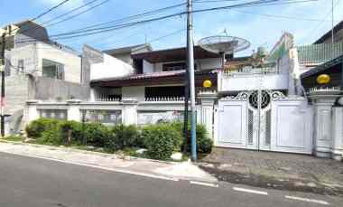 dijual rumah jalan cempaka putih tengah