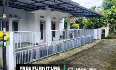 Jual Cepat Rumah Hook Siap Huni dekat Kampus Ugm 300 meter. jl Damai