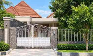 dijual rumah jalan doho
